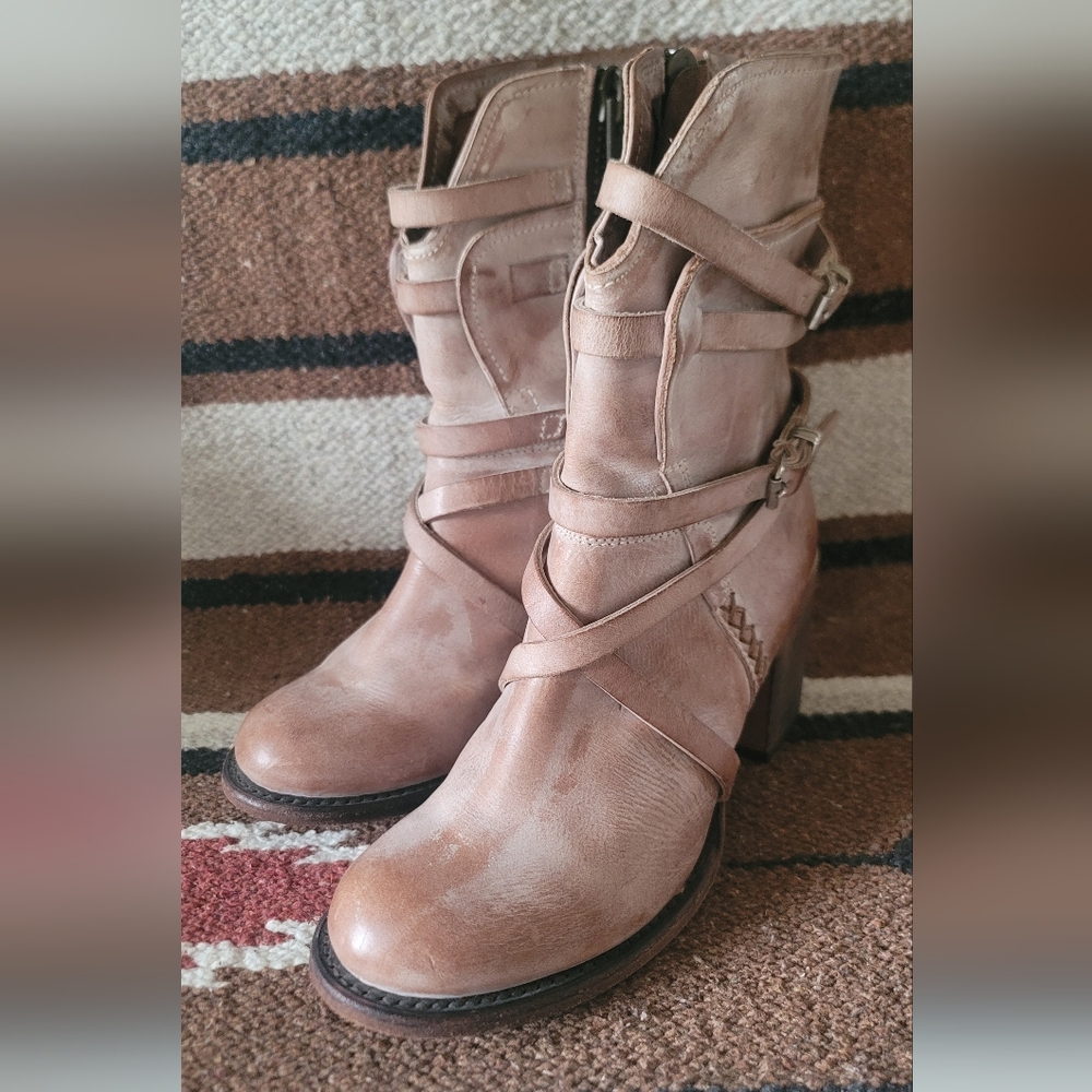 Freebird By Steven Baker Boots Tan Size 8